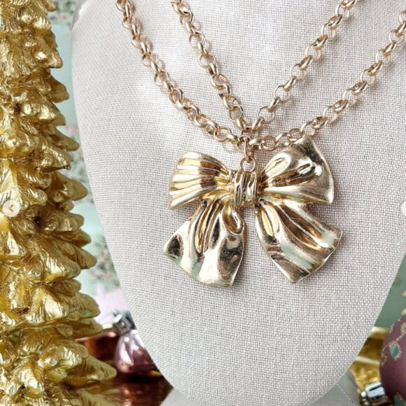 Park Lane "Sleighbell" Gold Finish Detachable Pendant Bow Necklace - Picture 1 of 8